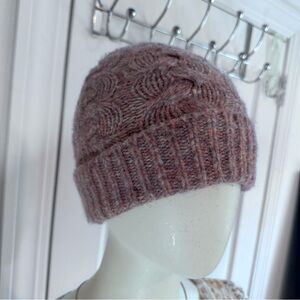 Old Navy Soft Mauve Cable Knit Beanie Winter Hat